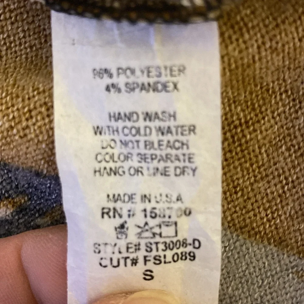 Abstract Patterned Sweater - Picture 7 of 7